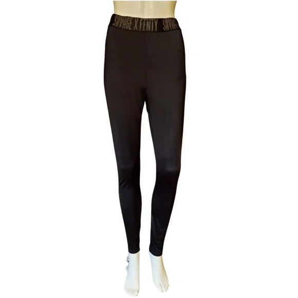 Savage X Fenty Logo Leggings In Black - Picture 2 of 16